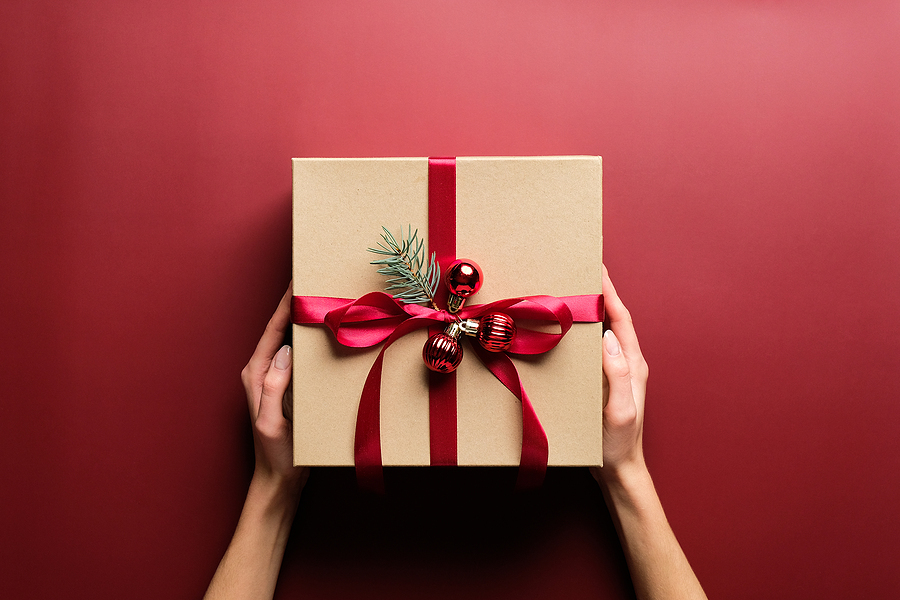 Smart Tips to Save Money on Presents this Year