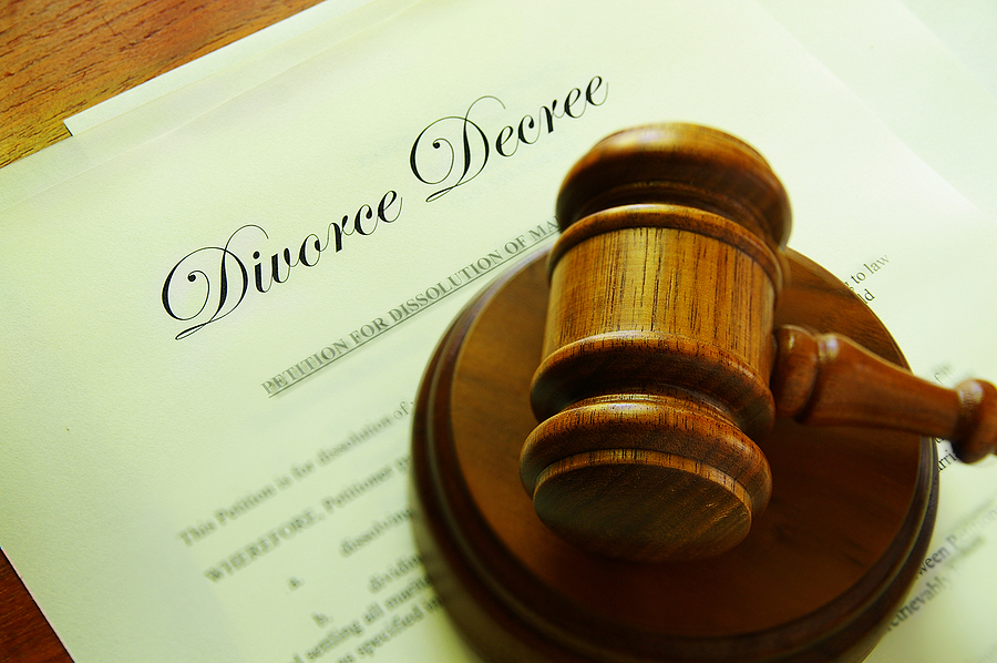 How Do I Enforce a Divorce Decree When It’s Affecting My Finances?